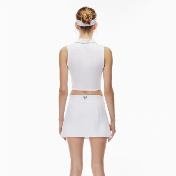 Aritzia TnAction Outlast Tank in White - Picture 6 of 6